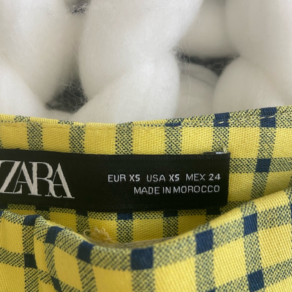 ZARA SHORTS - Picture 2 of 5